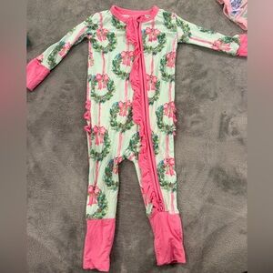Holiday Wreath Kids Footie Pajama - Pink and Green